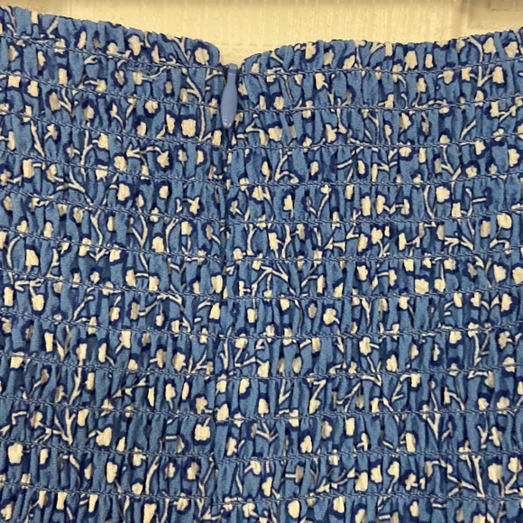 NWT French Connection Chalk Blue Floral Puff Sleeve Smocked Dress Womens Sz 12 - Picture 6 of 9